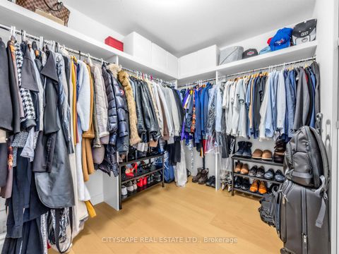 Photo 13 at 924 - 55 Stewart Street, Waterfront Communities C1, Toronto
