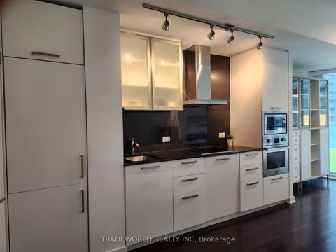 Photo 1 at 308 - 12 York Street, Waterfront Communities C1, Toronto