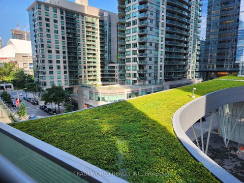 Photo 7 at 308 - 12 York Street, Waterfront Communities C1, Toronto