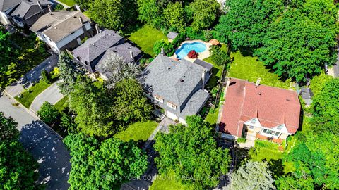 Photo 0 at 5 Coral Harbour Crescent, Bayview Country Club Estates, Markham