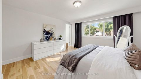 Photo 25 at 5 Coral Harbour Crescent, Bayview Country Club Estates, Markham