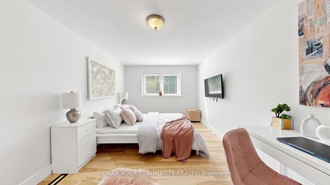 Photo 29 at 5 Coral Harbour Crescent, Bayview Country Club Estates, Markham