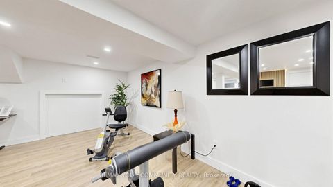 Photo 39 at 5 Coral Harbour Crescent, Bayview Country Club Estates, Markham