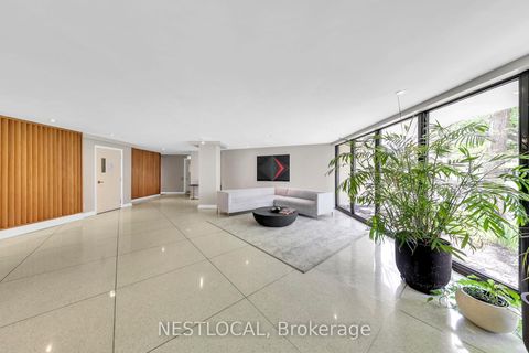 Photo 1 at 504 - 581 Avenue Road Avenue, St. Clair, Toronto