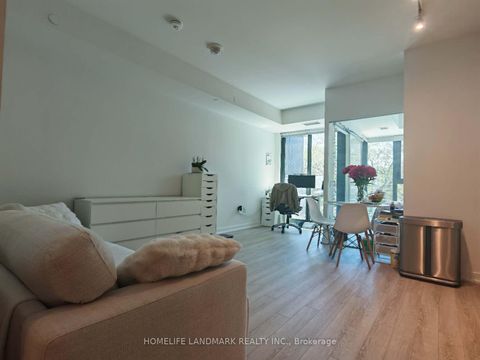 Photo 3 at 310 - 250 Lawrence Avenue W, Lawrence Park North, Toronto