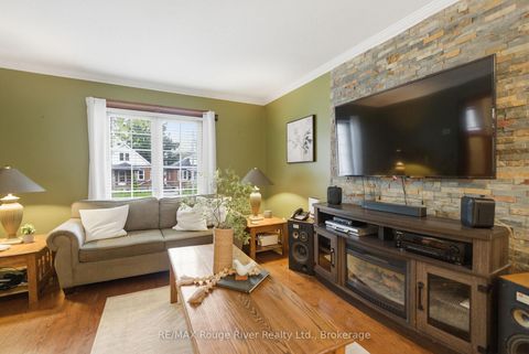 Photo 4 at 114 Mclaughlin Boulevard, McLaughlin, Oshawa