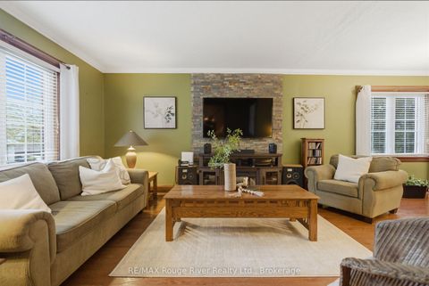 Photo 5 at 114 Mclaughlin Boulevard, McLaughlin, Oshawa