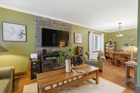 Photo 6 at 114 Mclaughlin Boulevard, McLaughlin, Oshawa