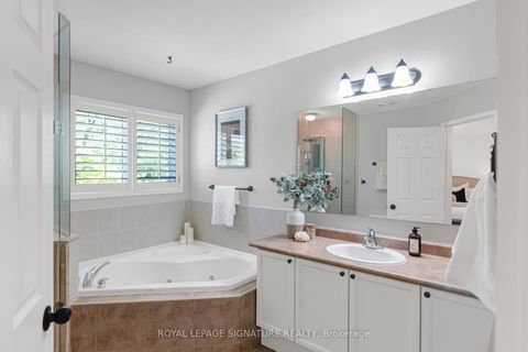 Photo 14 at 91 Harrongate Place, Taunton North, Whitby