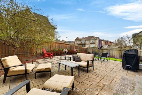 Photo 4 at 66 Red Tree Drive, Kleinburg, Vaughan