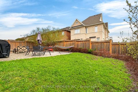 Photo 7 at 66 Red Tree Drive, Kleinburg, Vaughan