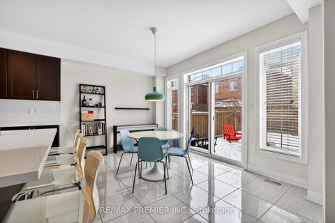 Photo 13 at 66 Red Tree Drive, Kleinburg, Vaughan