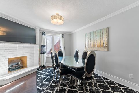 Photo 12 at 115 Misty Meadow Drive, East Woodbridge, Vaughan