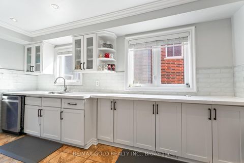 Photo 17 at 115 Misty Meadow Drive, East Woodbridge, Vaughan
