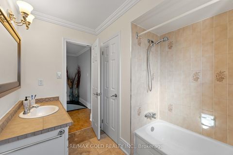 Photo 28 at 115 Misty Meadow Drive, East Woodbridge, Vaughan