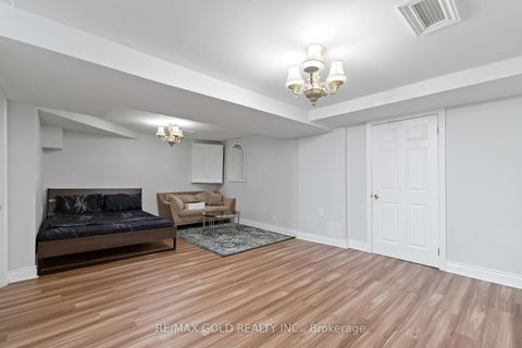 Photo 35 at 115 Misty Meadow Drive, East Woodbridge, Vaughan