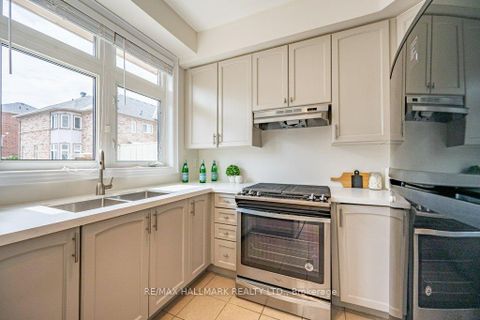 Photo 14 at 3 Chimes Lane, Queensway, Toronto