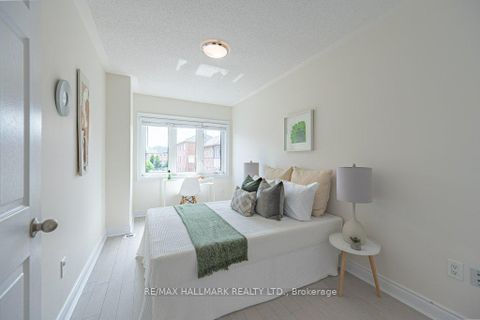 Photo 17 at 3 Chimes Lane, Queensway, Toronto