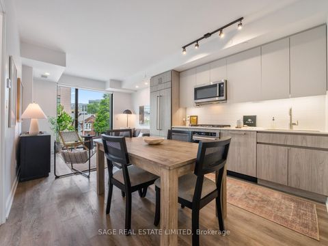 Photo 1 at 304 - 430 Roncesvalles Avenue, Roncesvalles, Toronto