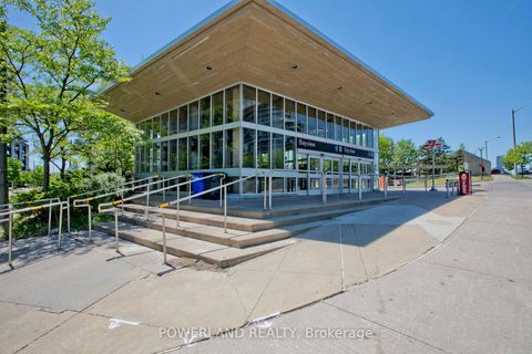 Photo 1 at lph08 - 7 kenaston Gardens, Bayview Village, Toronto