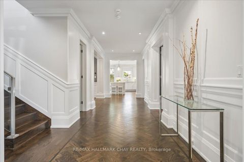 Photo 1 at 20 Ealing Drive, Windfields, Toronto