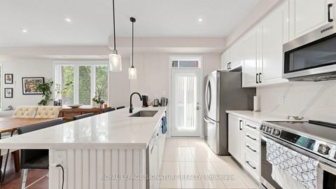 Photo 8 at 10 - 35 Heron Park Place, West Hill, Toronto