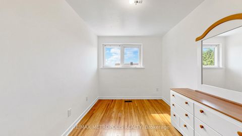 Photo 17 at 1 Council Crescent, York University Heights, Toronto