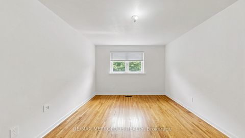 Photo 19 at 1 Council Crescent, York University Heights, Toronto