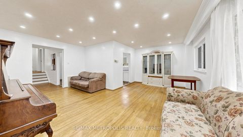 Photo 24 at 1 Council Crescent, York University Heights, Toronto