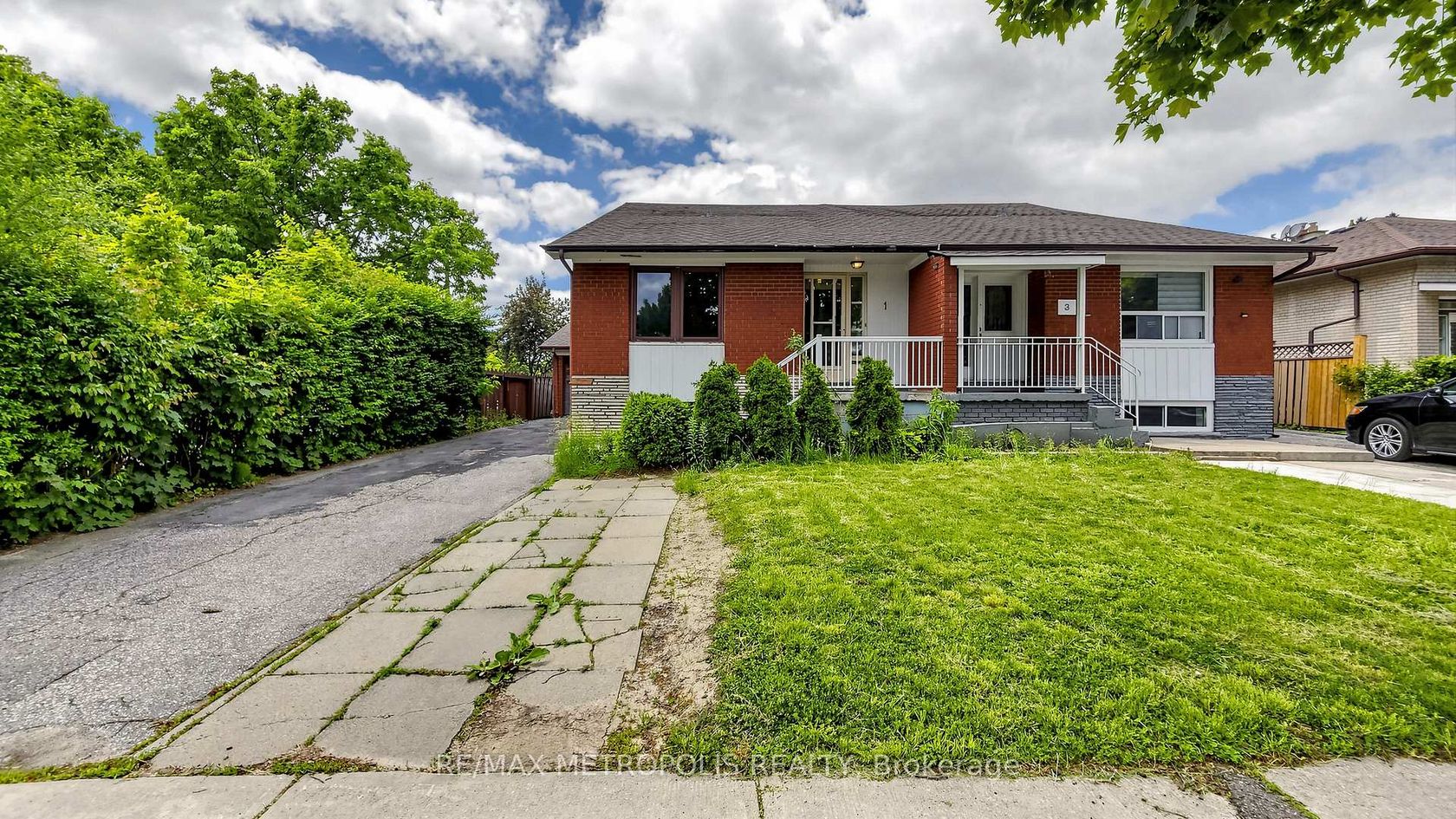 1 Council Crescent, York University Heights, Toronto photo 6