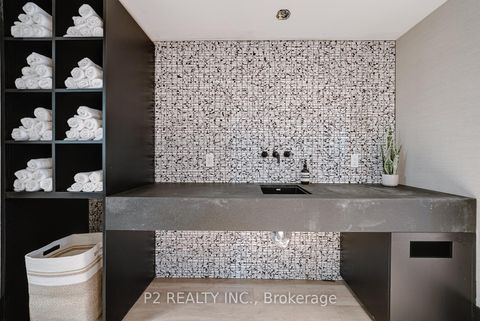 Photo 21 at 102 - 2 Forest Hill Road, Casa Loma, Toronto