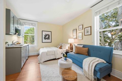 Photo 19 at 110 Cottingham Street, St. Clair, Toronto