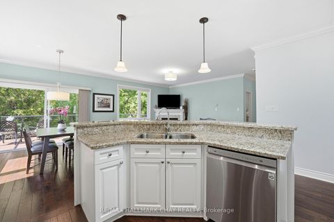 Photo 5 at 50 Thicketwood Avenue, Painswick South, Barrie