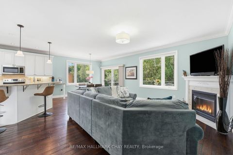 Photo 8 at 50 Thicketwood Avenue, Painswick South, Barrie