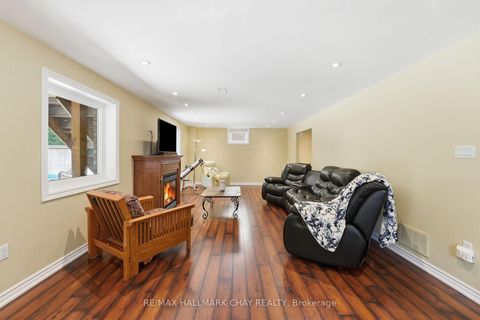 Photo 20 at 50 Thicketwood Avenue, Painswick South, Barrie