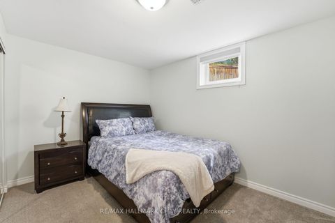 Photo 23 at 50 Thicketwood Avenue, Painswick South, Barrie