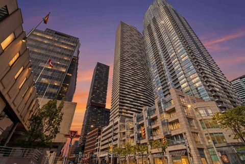 Photo 1 at 2607 - 2221 Yonge Street, Mount Pleasant West, Toronto