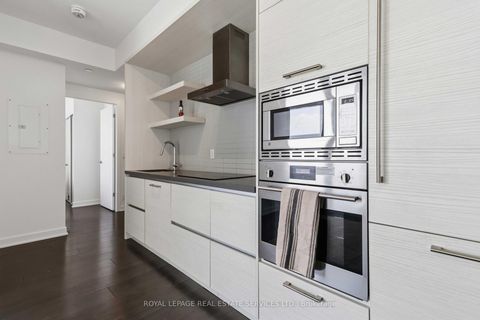Photo 11 at 2607 - 2221 Yonge Street, Mount Pleasant West, Toronto