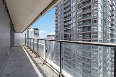 Photo 18 at 2607 - 2221 Yonge Street, Mount Pleasant West, Toronto