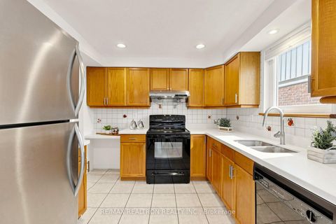 Photo 18 at 186 Wintermute Boulevard, Steeles, Toronto