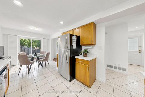 Photo 20 at 186 Wintermute Boulevard, Steeles, Toronto