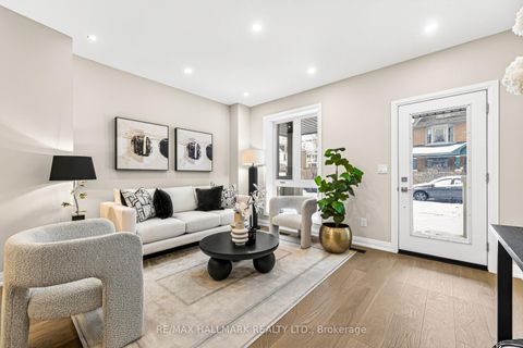 Photo 4 at 47 Harcourt Avenue, North Riverdale, Toronto