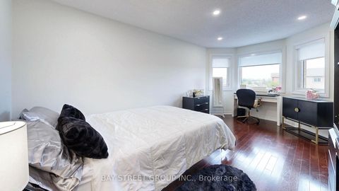 Photo 20 at 53 Priscilla's Place, Painswick South, Barrie