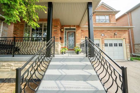 Photo 27 at 9 Summeridge Drive, Patterson, Vaughan