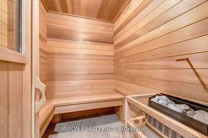 Photo 26 at 3 Sutcliffe Drive, Bayview Village, Toronto