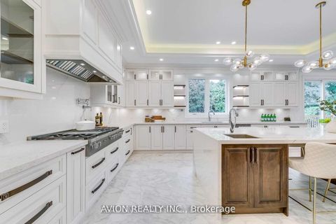 Photo 7 at 3 Sutcliffe Drive, Bayview Village, Toronto