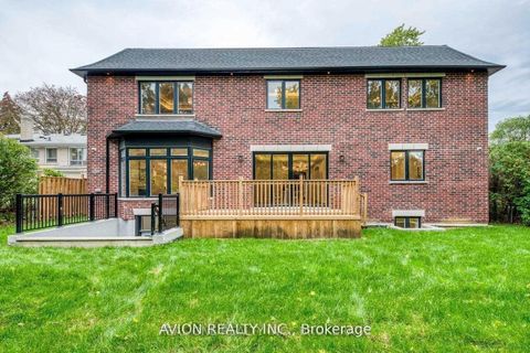 Photo 32 at 3 Sutcliffe Drive, Bayview Village, Toronto
