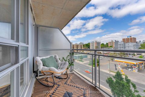 Photo 1 at 505 - 1801 Bayview Avenue, Leaside, Toronto