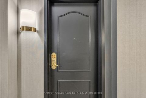 Photo 2 at 505 - 1801 Bayview Avenue, Leaside, Toronto