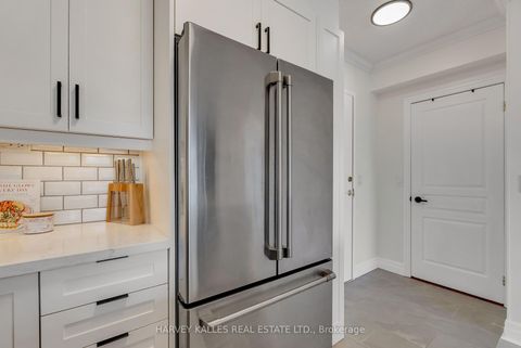 Photo 19 at 505 - 1801 Bayview Avenue, Leaside, Toronto